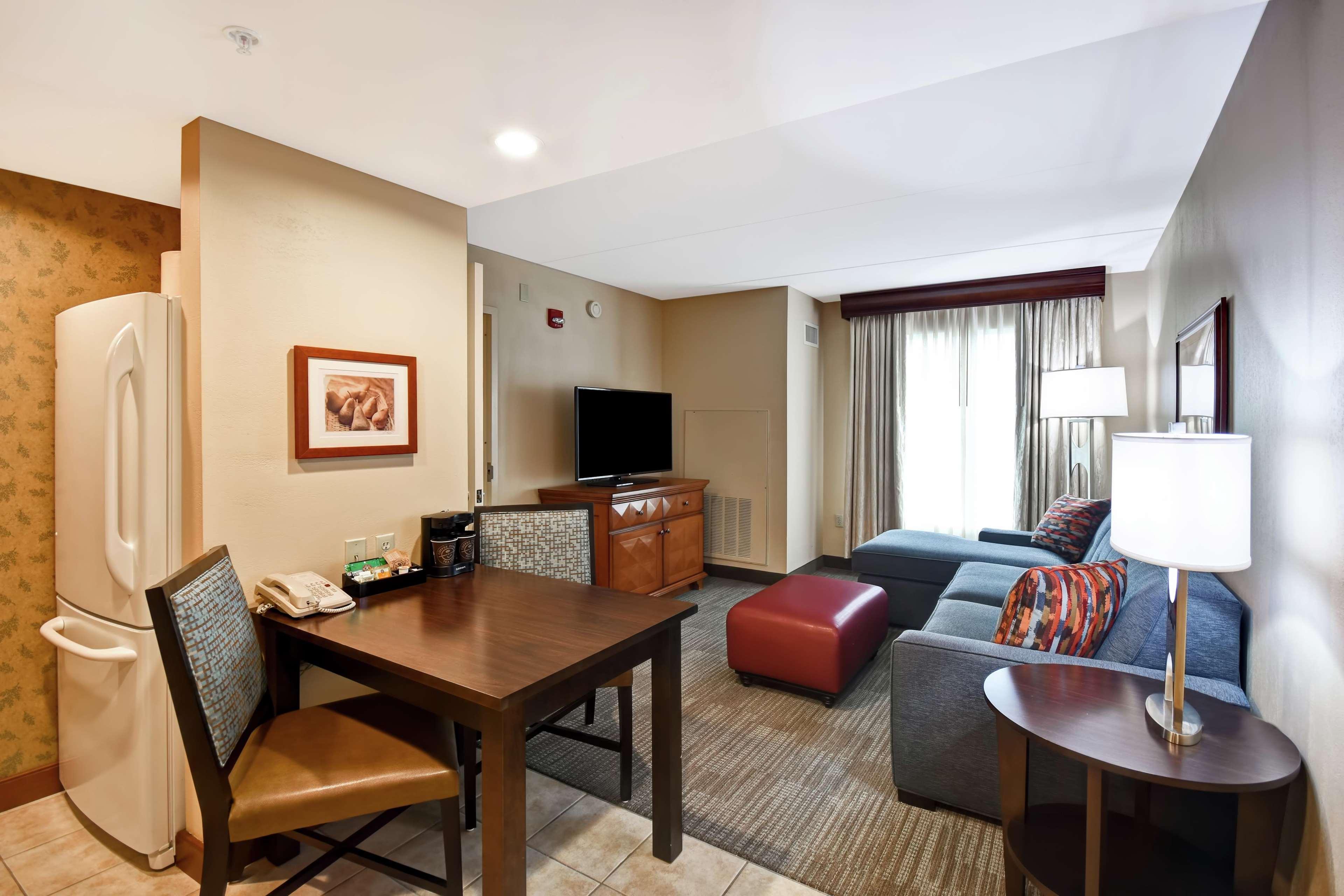 Homewood Suites By Hilton Lancaster Rohrerstown Exterior foto