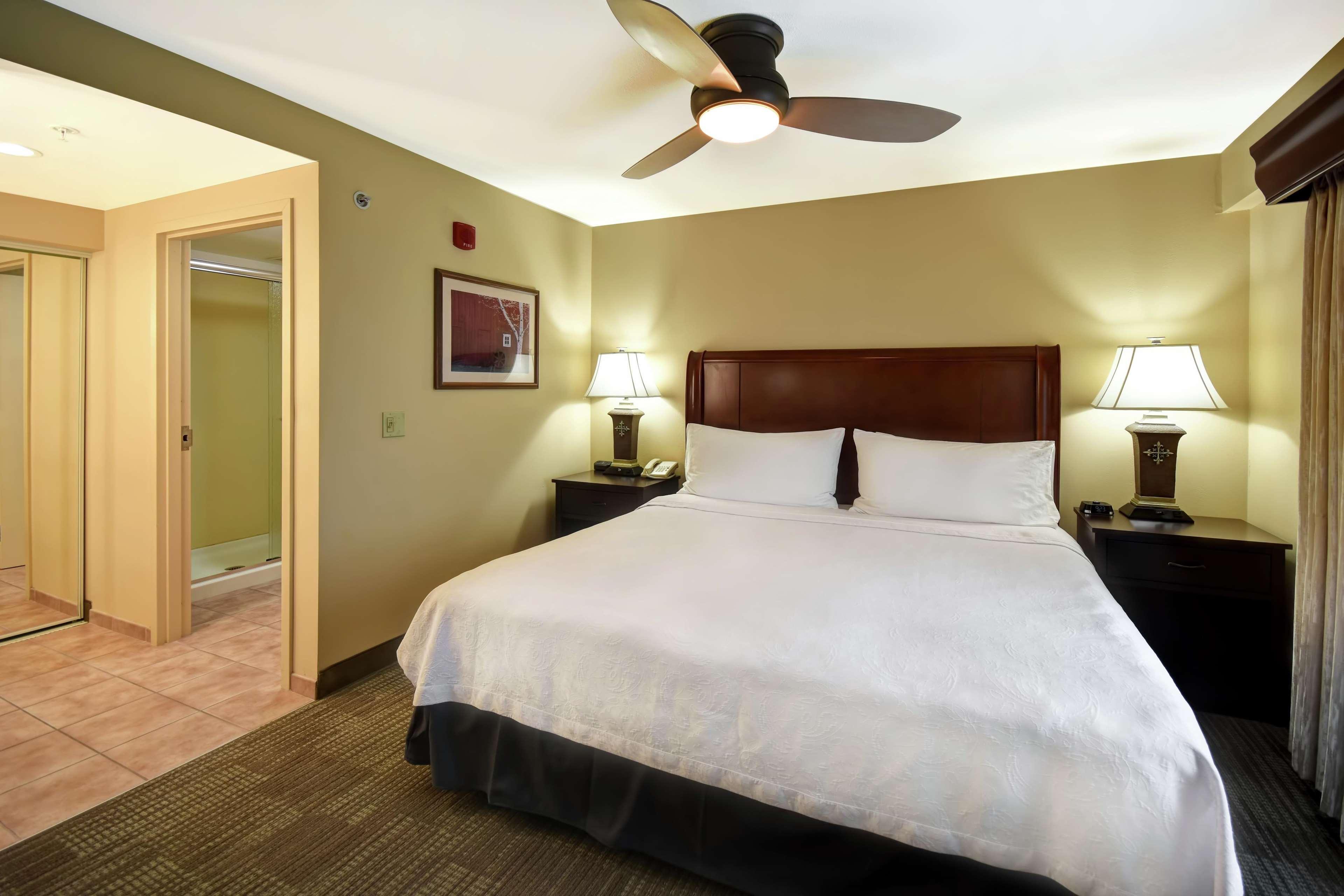 Homewood Suites By Hilton Lancaster Rohrerstown Exterior foto