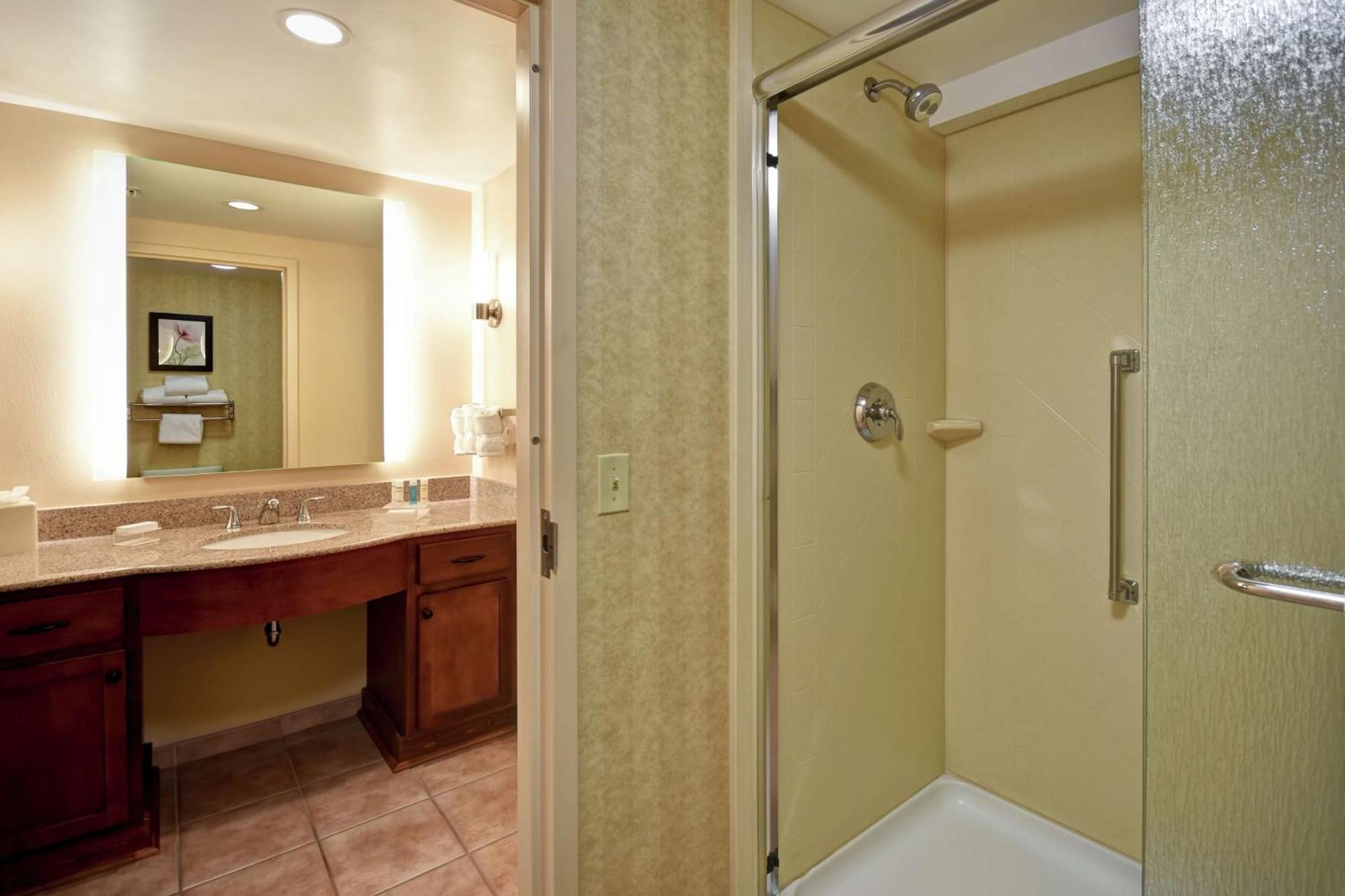 Homewood Suites By Hilton Lancaster Rohrerstown Exterior foto